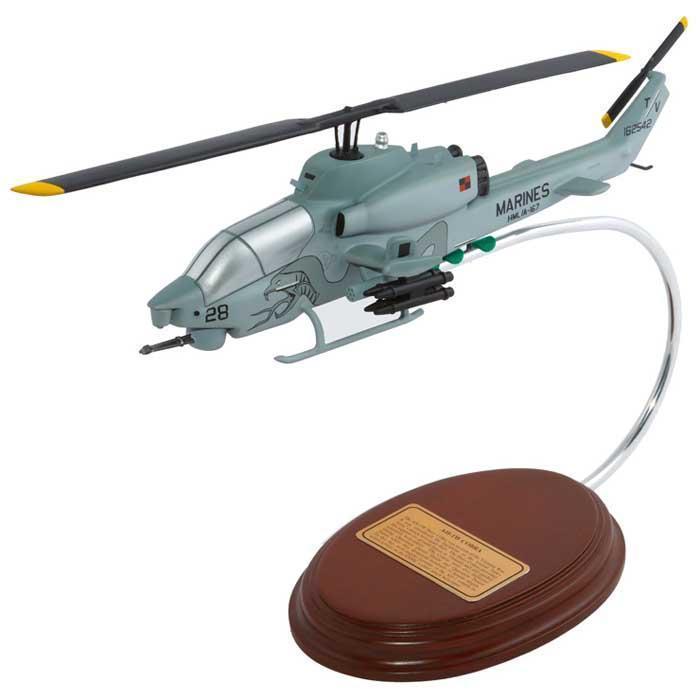 AH-1W Cobra Mahogany Model - PilotMall.com