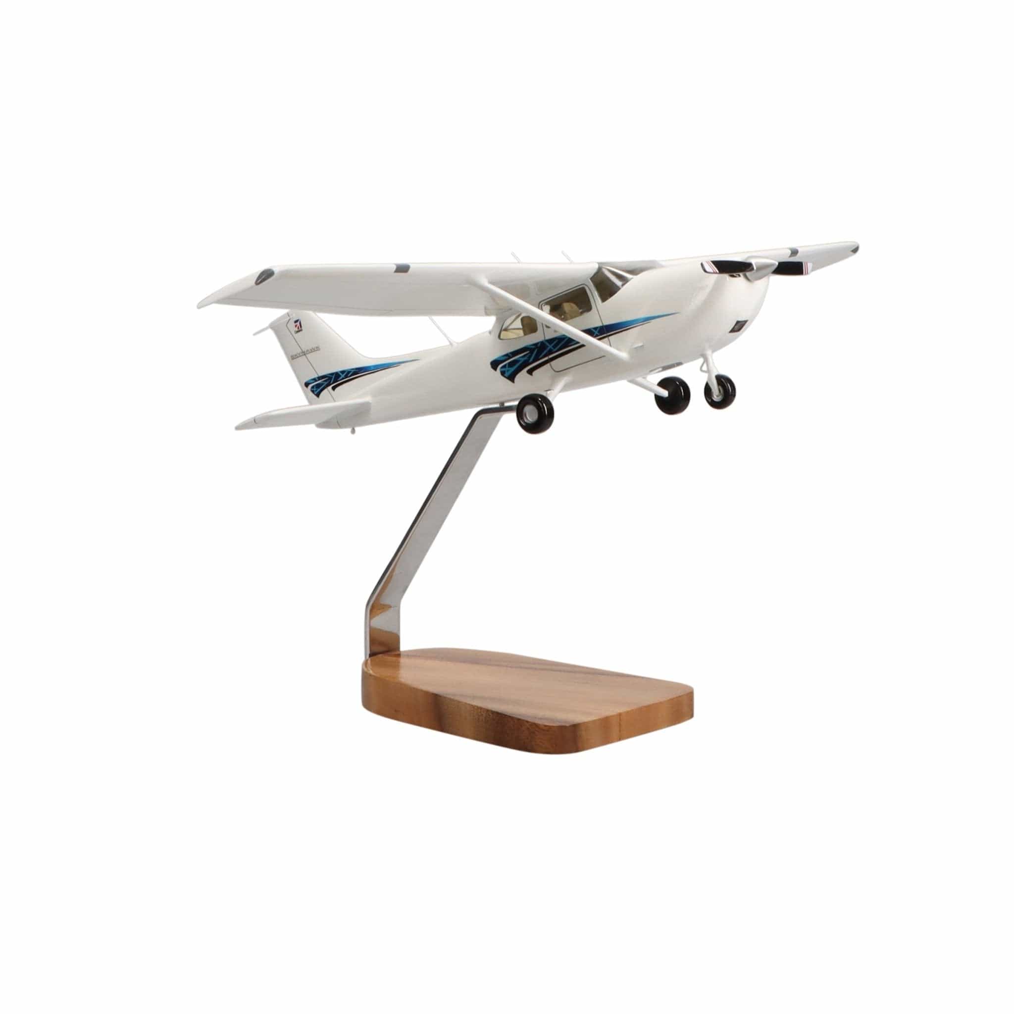 High Flying Cessna 172 Scale Model – Handcrafted Mahogany