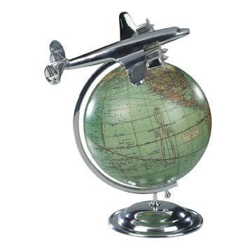 Authentic Models On Top of the World - PilotMall.com