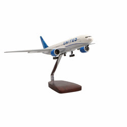 Boeing 777-200 United Airlines (2019 New Livery) Limited Edition Large Mahogany Model - PilotMall.com