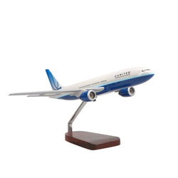 Boeing™ 777-200 United Airlines (Blue Tulip Livery) Limited Edition Large Mahogany Model - PilotMall.com