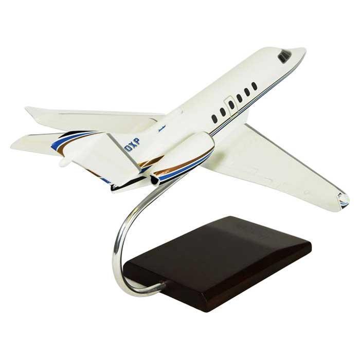 Hawker 850XP Resin Model - PilotMall.com