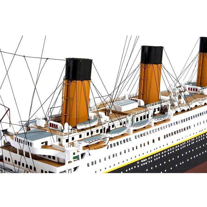 RMS Titanic Mahogany Model - PilotMall.com