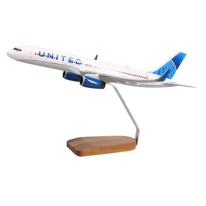 High Flying Models Aircraft Models Boeing 757-200 United Airlines Large Mahogany Model