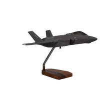 High Flying Models Aircraft Models Lockheed Martin F-35A JSF/CTOL U.S. Air Force Large Mahogany Model