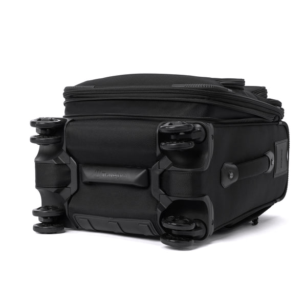 Travelpro FlightCrew 5 Expandable Carry-On Spinner | Crew Luggage