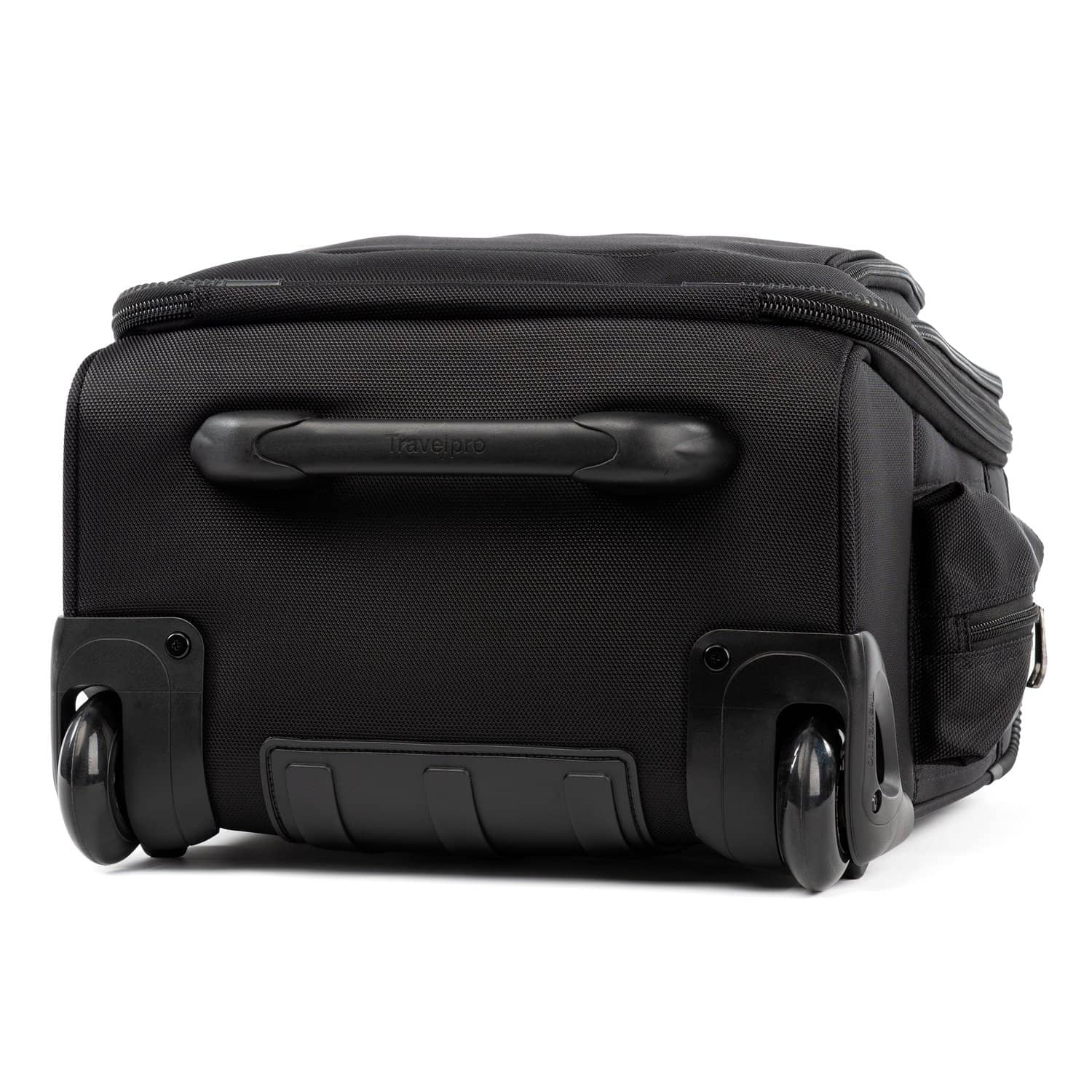 Travelpro FlightCrew5 Vertical Rolling Overnighter for Crews