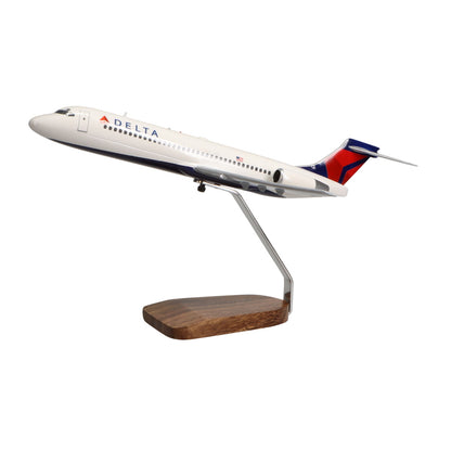 Boeing 717 Delta Air Lines Modelo Grande Mogno