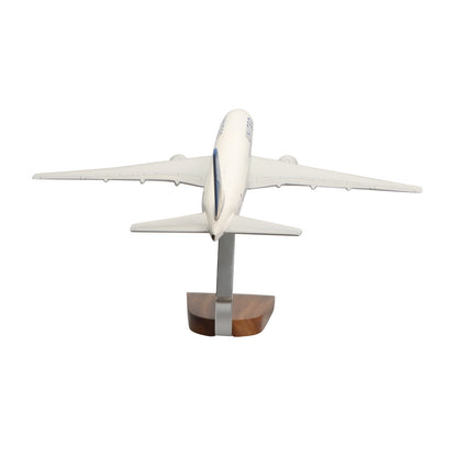 Boeing 777-200 United Airlines (Continental Merger) Large Mahogany Model