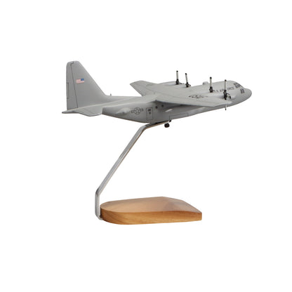 Lockheed C-130H Hercules (cinza) modelo grande mogno