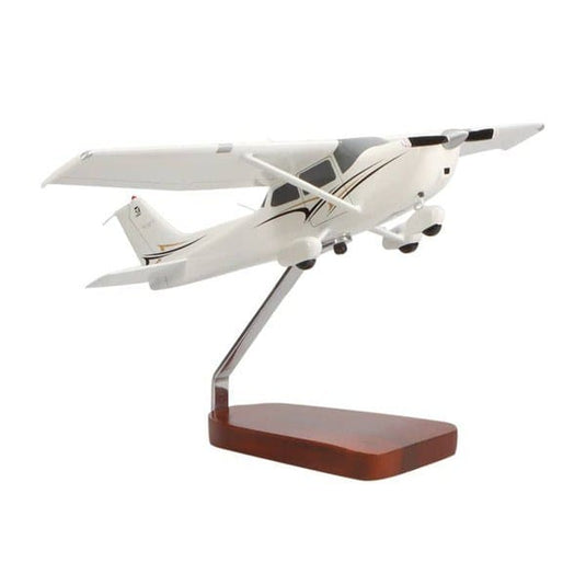 Cessna 172 mahogany aircraft model
