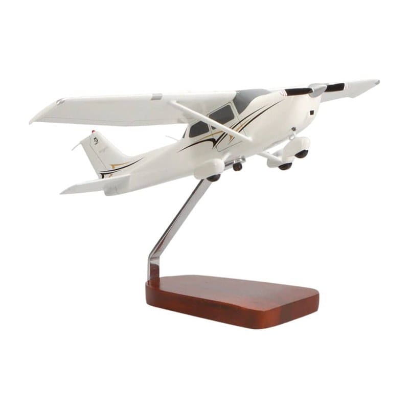 Cessna 172 Skyhawk mahogany model