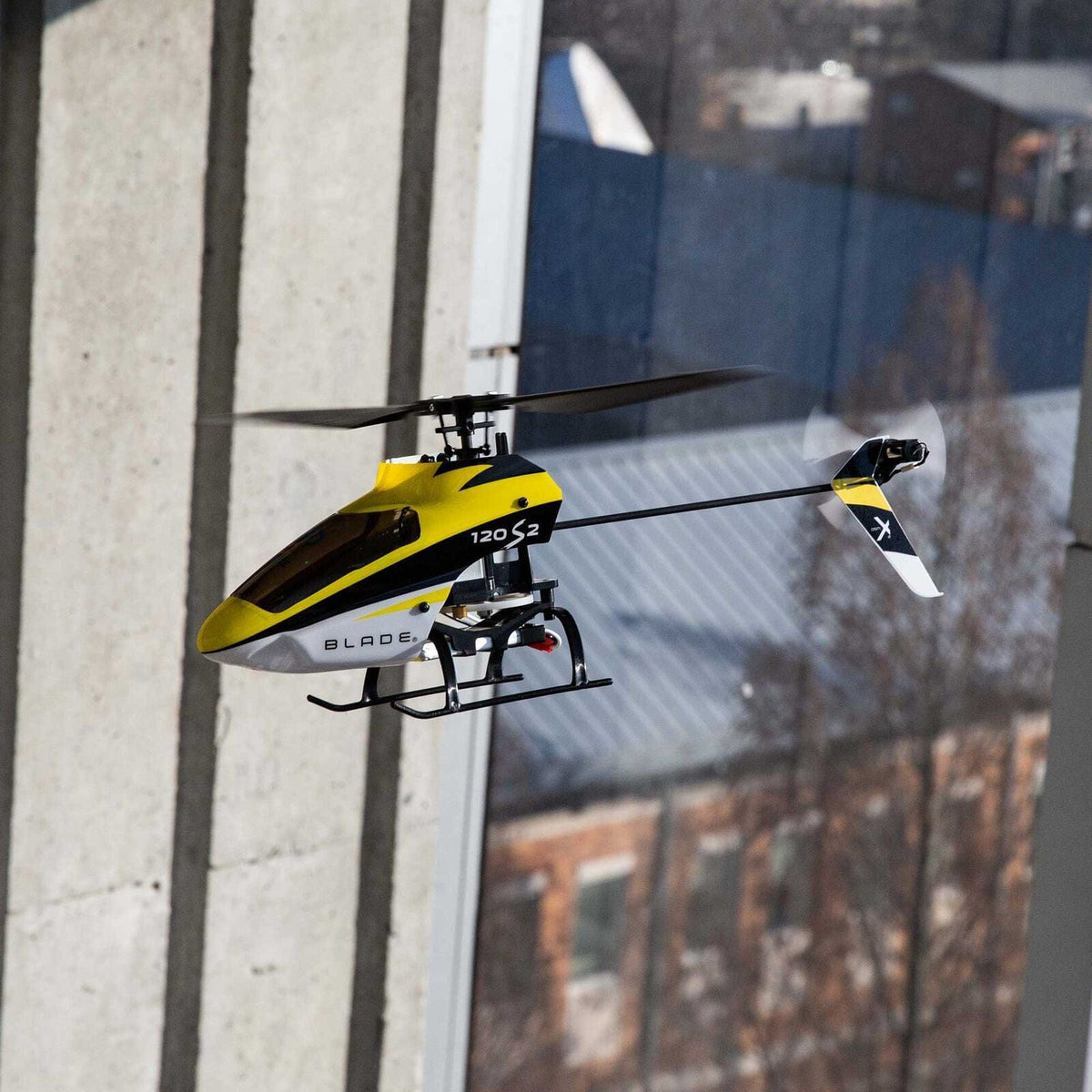 E-Flite Remote Control Planes Blade 120 S2 RTF Helicopter with SAFE® – Beginner-Friendly Coaxial Flight