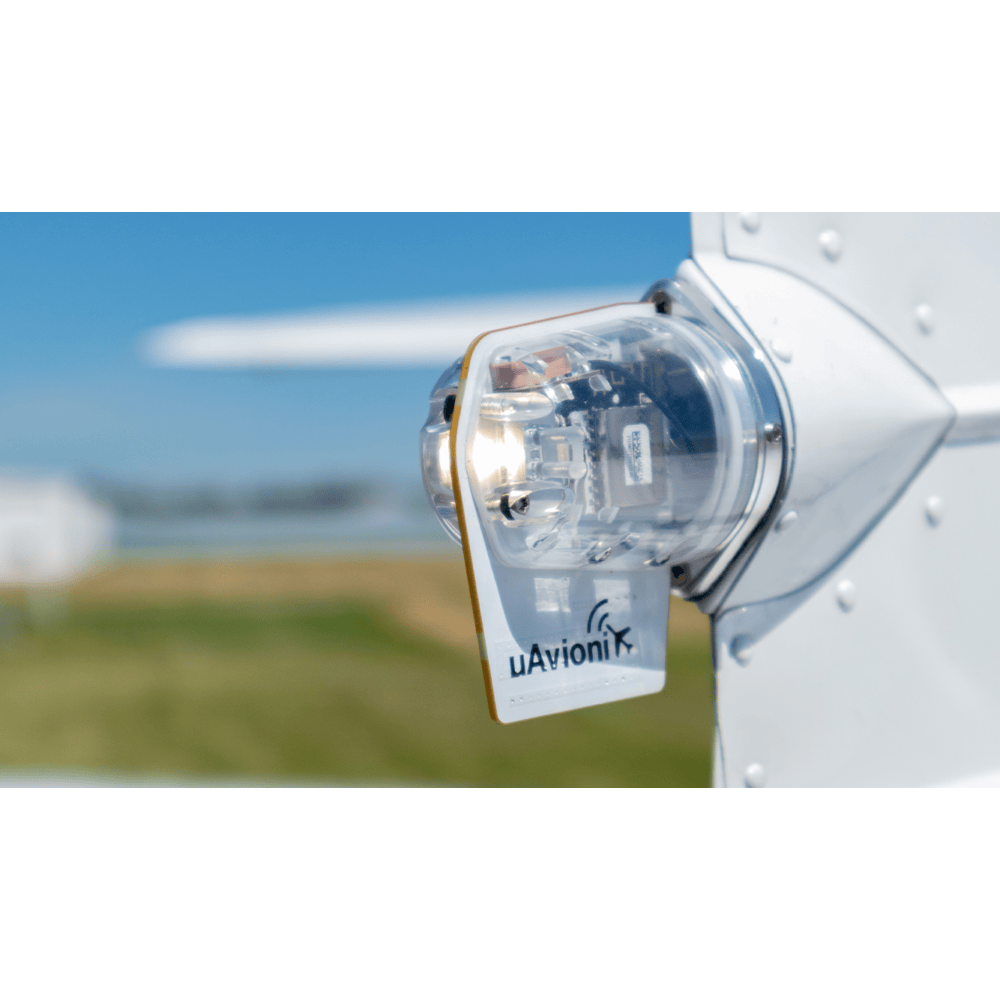 uAvionix uAvionix tailBeacon ADS-B Out Rear LED Position Light with WAAS GPS