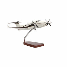 High Flying Models Aircraft Models Beechcraft® King Air B-350 Large Mahogany Model