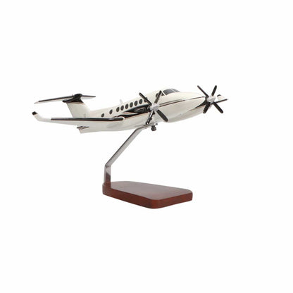 High Flying Models Aircraft Models Beechcraft® King Air B-350 Large Mahogany Model