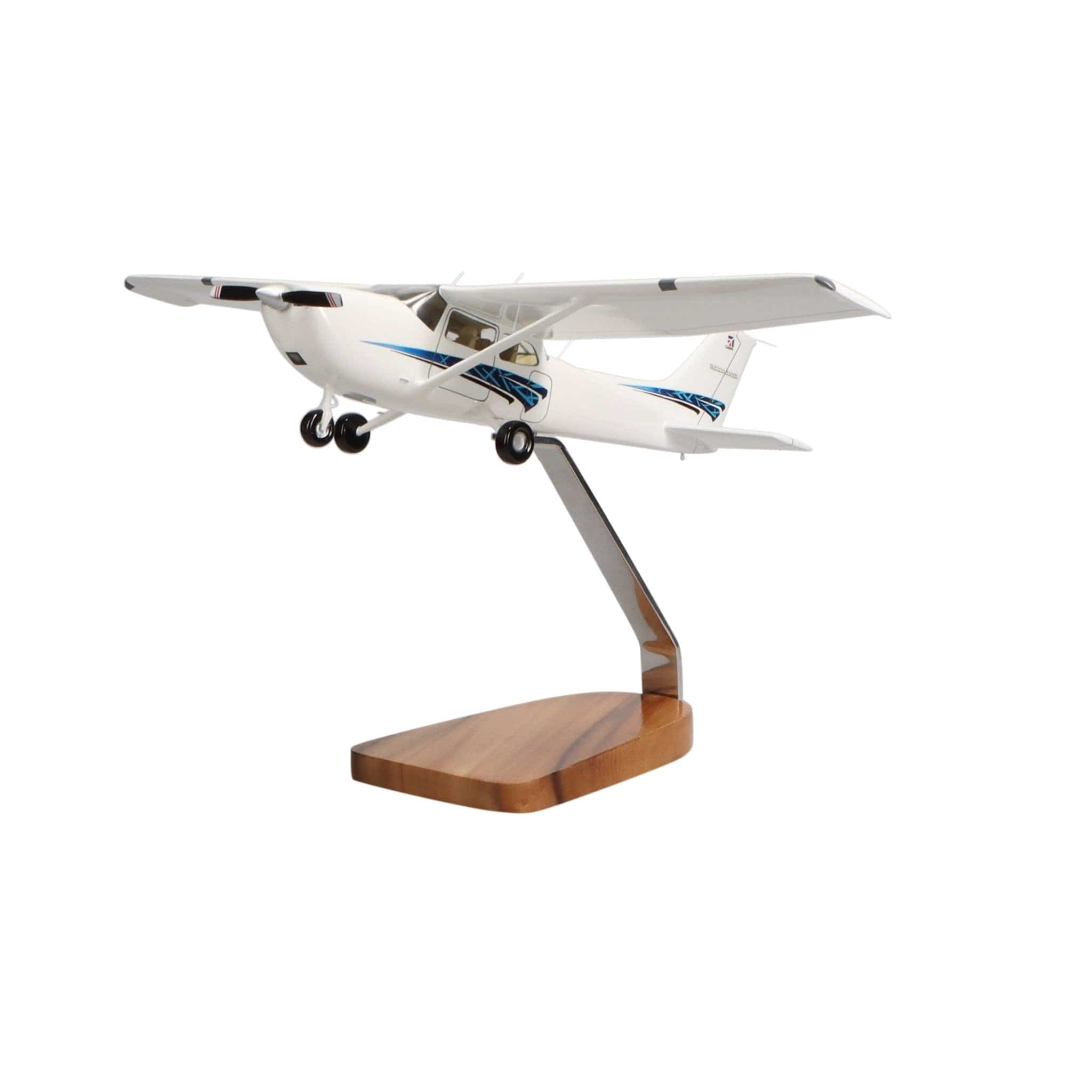 Cessna 172 Skyhawk 木製モデル 飛行機模型 High Flying Cessna 172 Scale Model – Handcrafted Mahogany