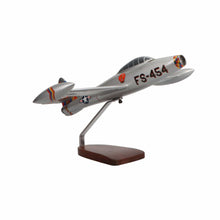 High Flying Models Aircraft Models Republic F-84G Thunderjet™ Large Mahogany Model
