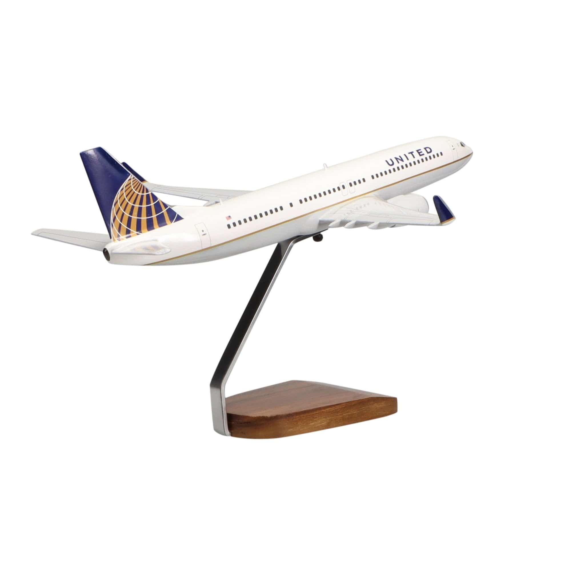 Boeing 737-900 United Airlines (Continental Merger Livery) Large Mahogany Model - PilotMall.com