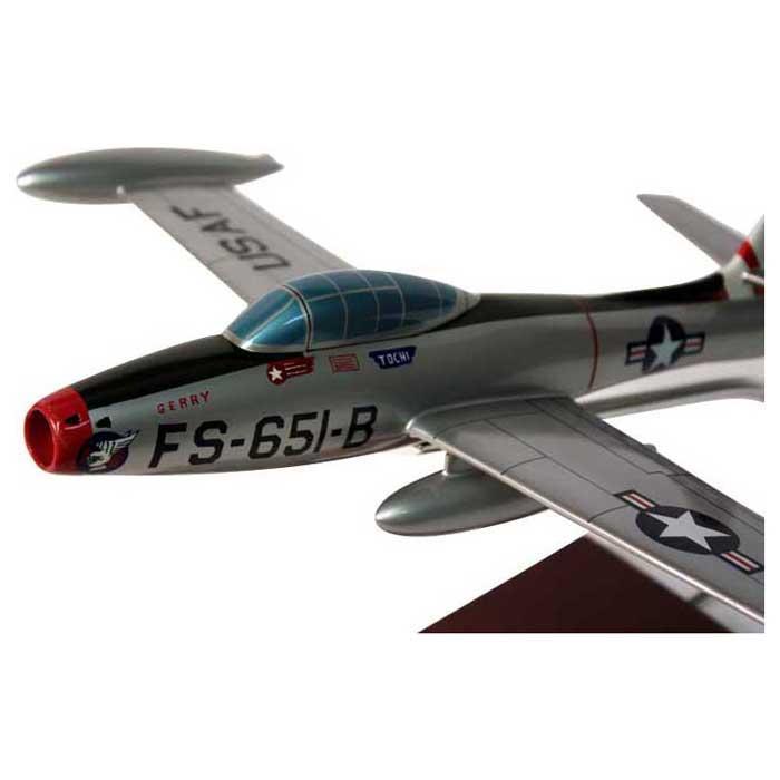 F-84G Thunderjet 1/32 Mahogany Model - PilotMall.com