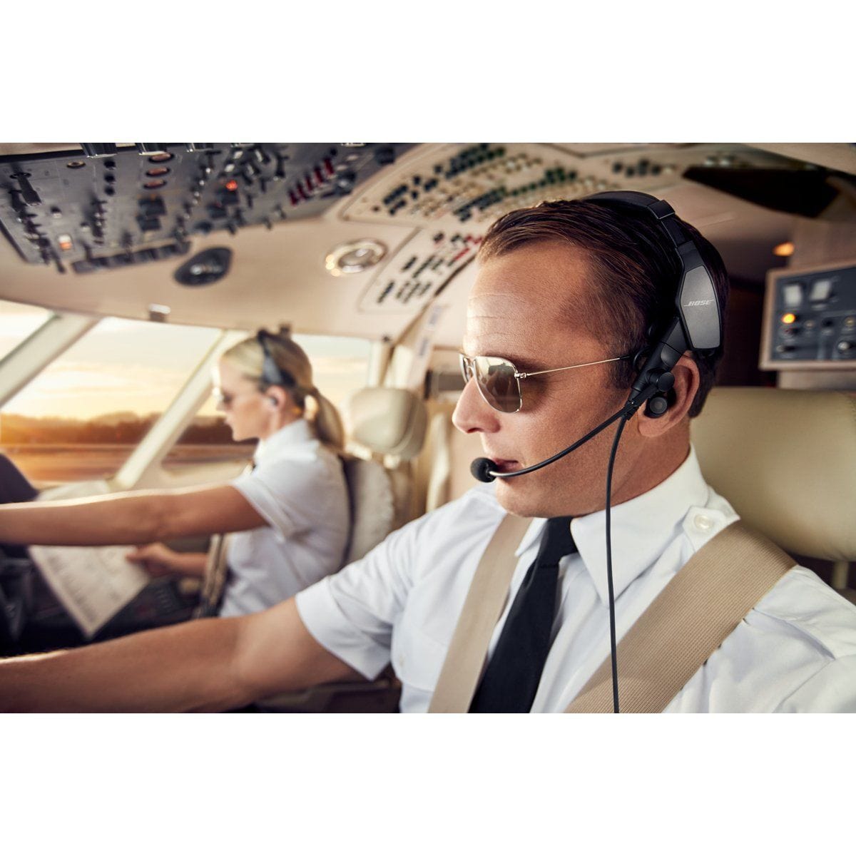 Bose ProFlight 2 Headset: Lightweight, Bluetooth, FAA OK Bose ProFlight 2 Headset: Lightweight, Bluetooth, FAA OK