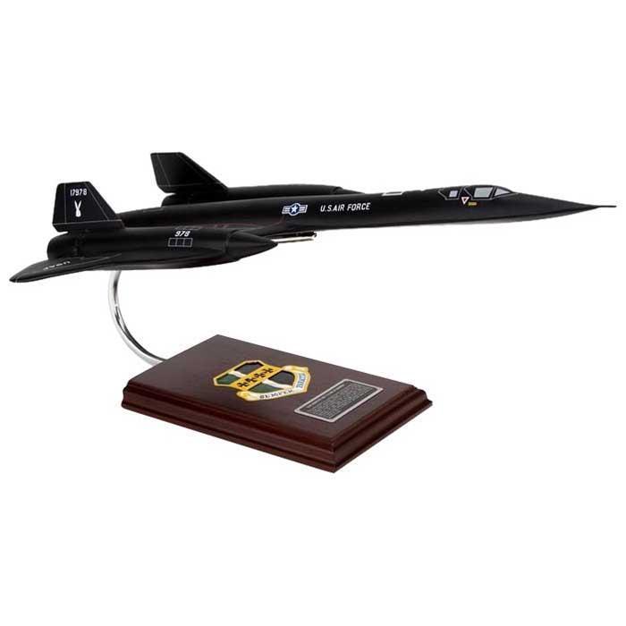 SR-71A Blackbird Mahogany Model - PilotMall.com